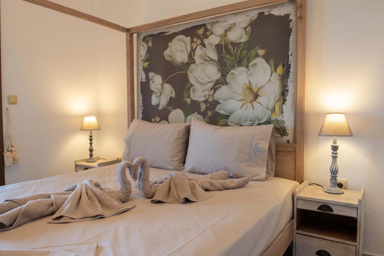 Dandy Villas Nea Roda - Melodic Waves - Private - Pool - Parking - Cellar Exterior foto